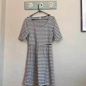 Black and white dress